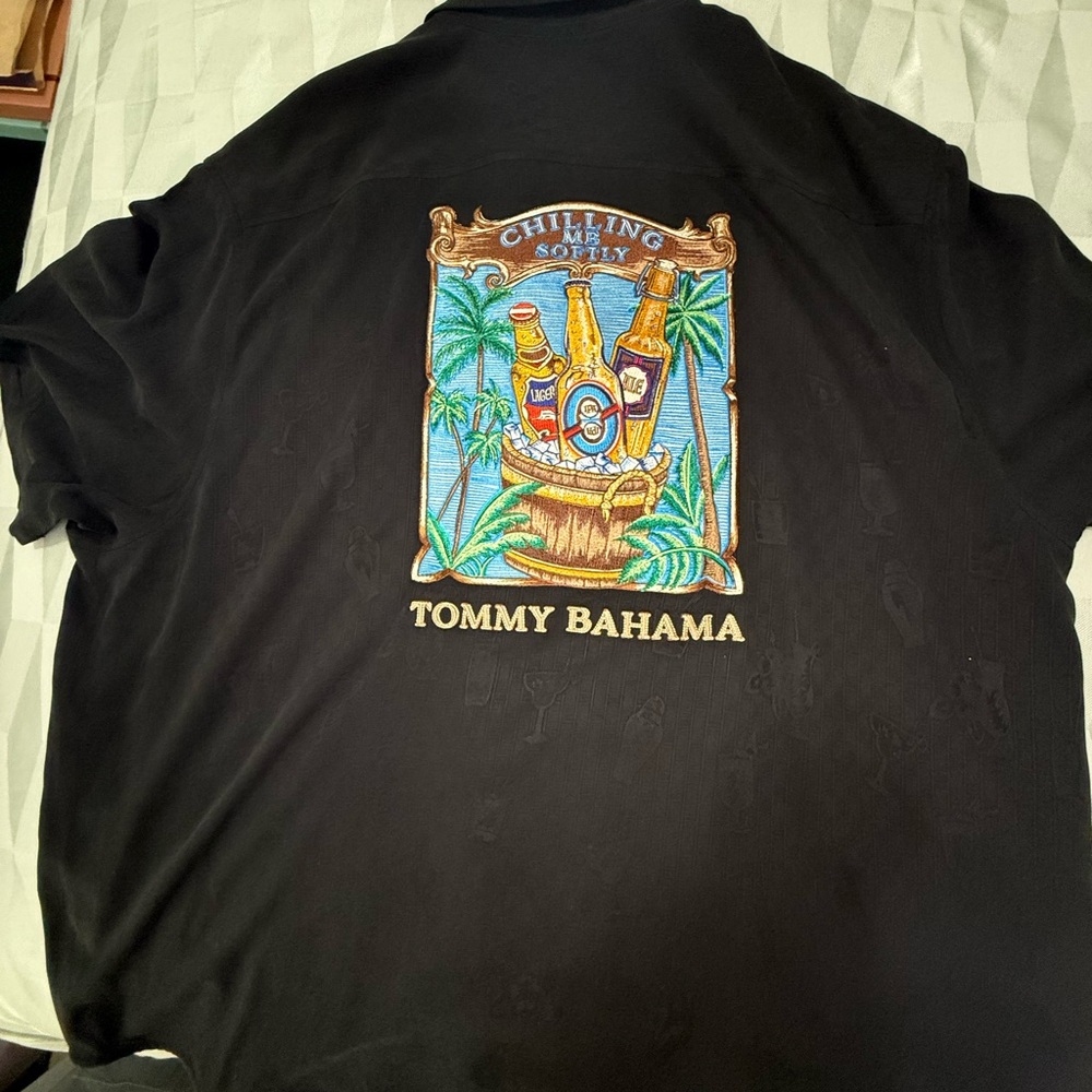 Tommy Bahama Black Casual Button Down Shirt with Tiki Graphic